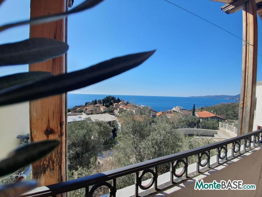 Stan Rezevici Crna Gora Hitna Prodaja Na Montebase Com