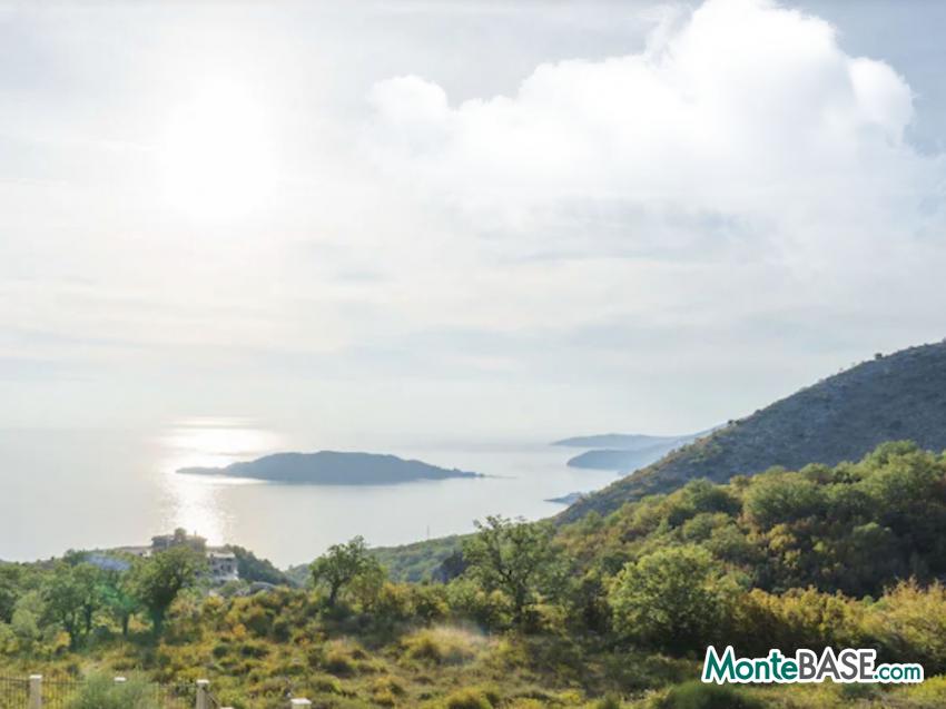 Sale of land in Montenegro for construction on the