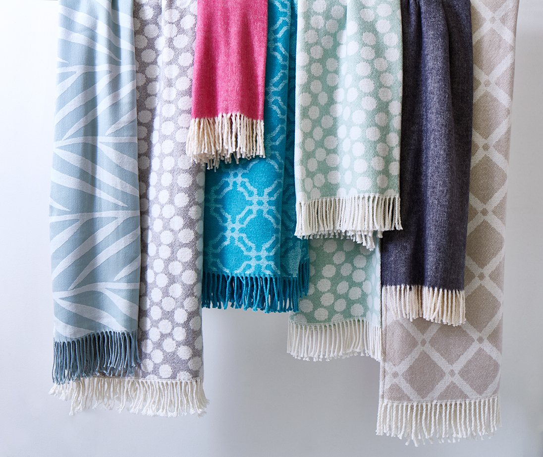 Samantha Pynn for Simons MONTECRISTO