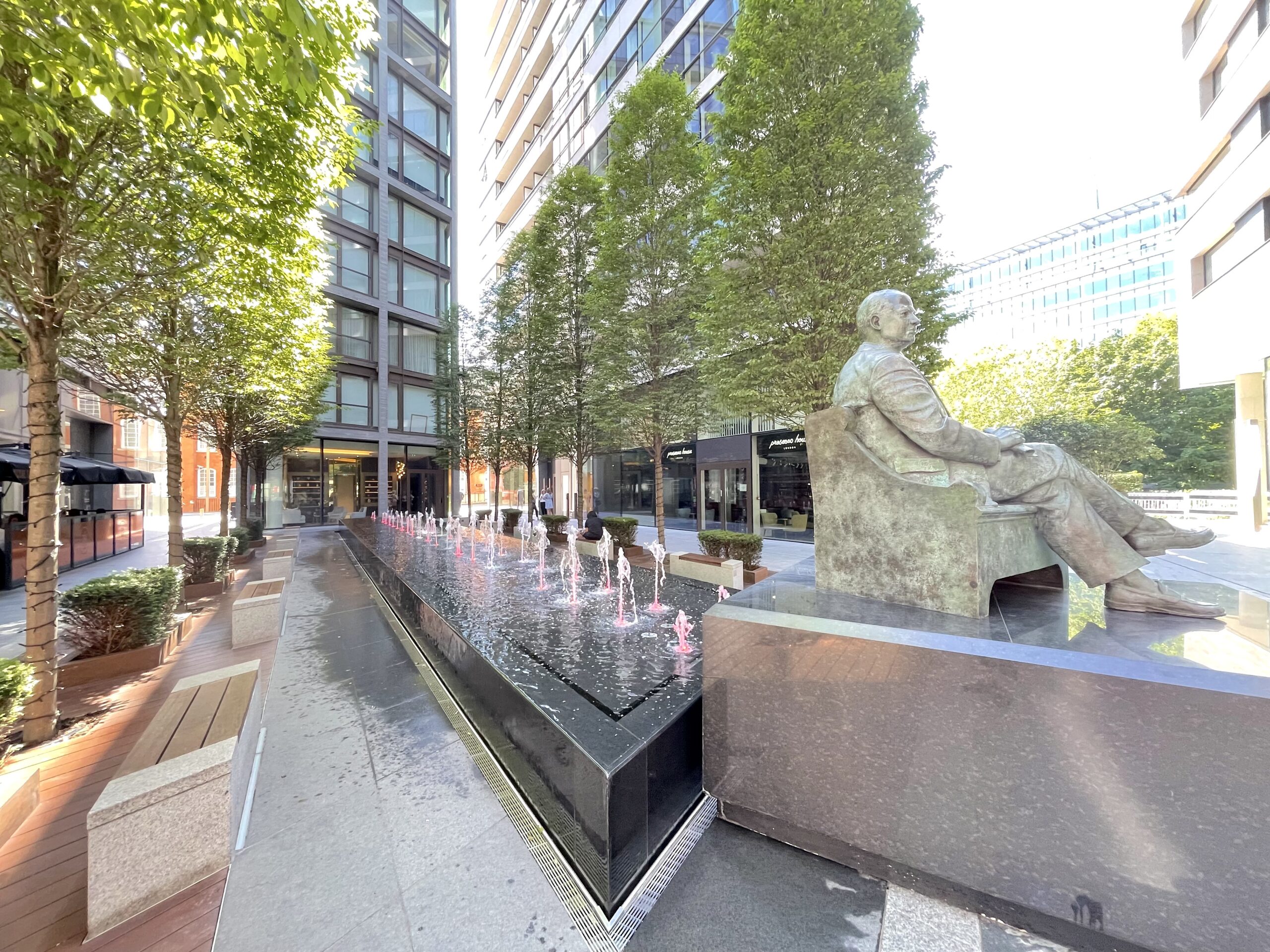 One Tower Bridge, Sandringham House, Earl’s Way, London, SE1 Real