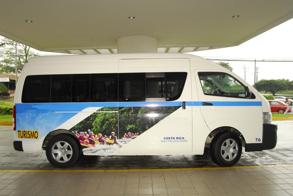 Costa Rica Shuttles, Costa Rica Airport Shuttles, Transportation