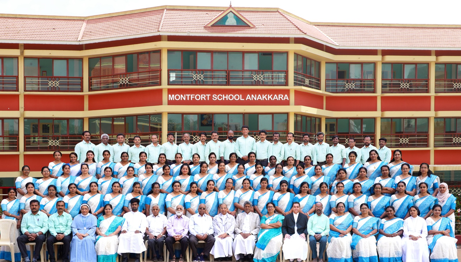 Montfort School