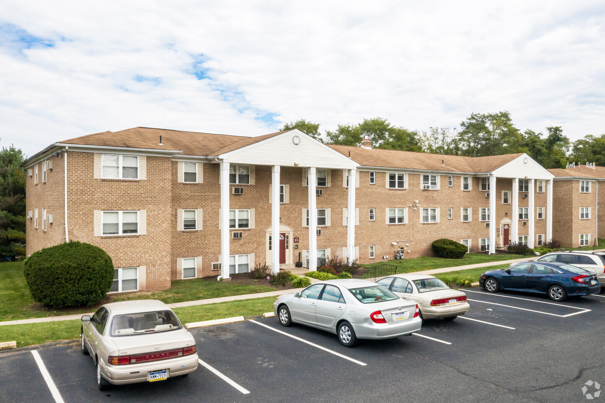 Valley View Apartments Montium I Property Investment and Management