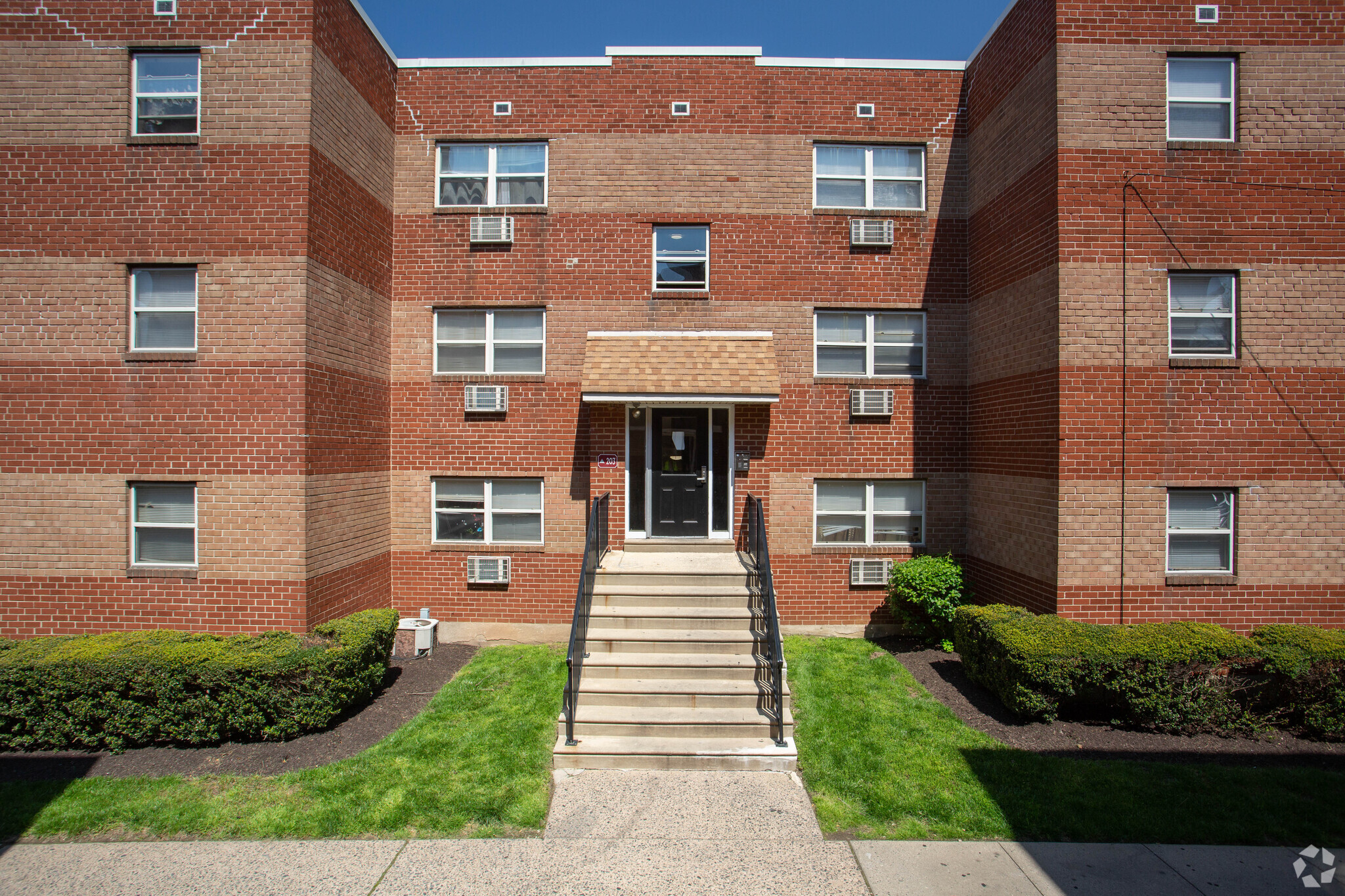 Glen Brook Apartments Montium I Property Investment and Management