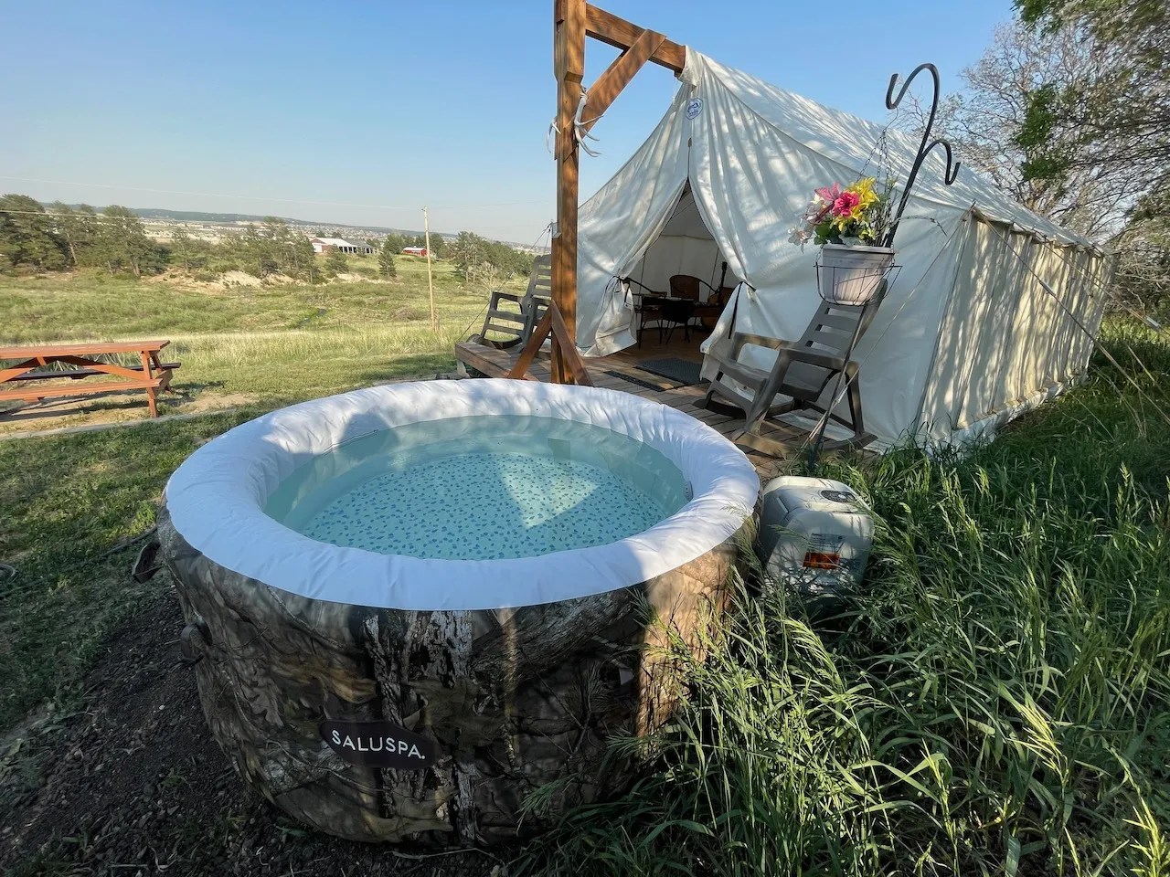 Hot Tubs (NEW!) Monument Glamping