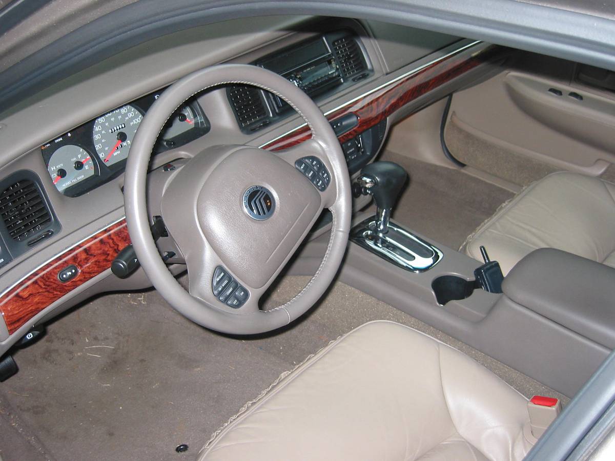 John's 2001 Grand Marquis LSE