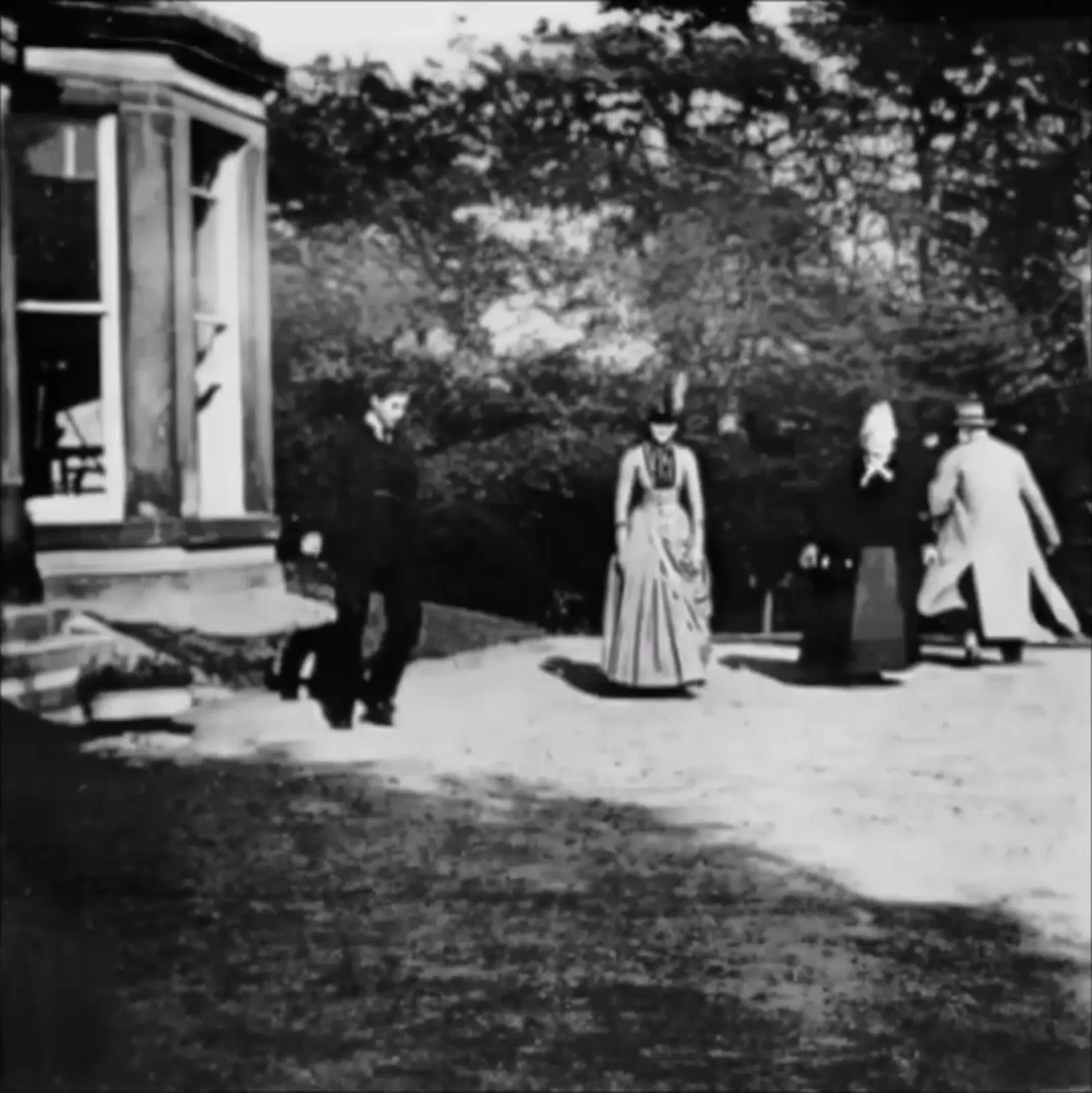 Roundhay Garden Scene (1888) Louis Le Prince moonflix Restored