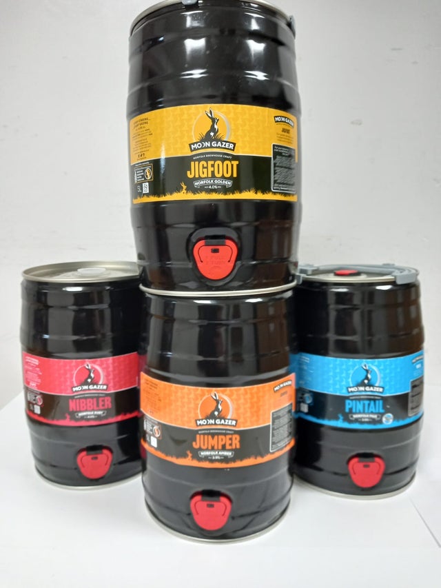 Real ale at home 9pt mini kegs plus 18 36 pint bag in boxes