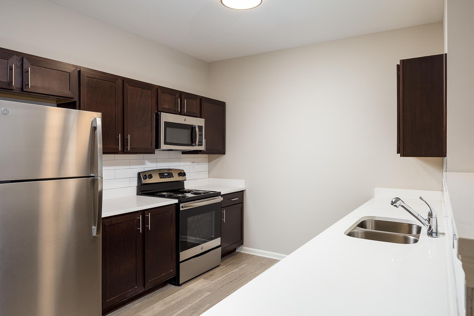 Moonlight Apartments Southeast Austin Apartments for Rent