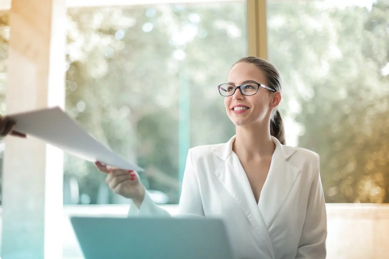 6 Tips To Build Strong And Lasting Client Relationships