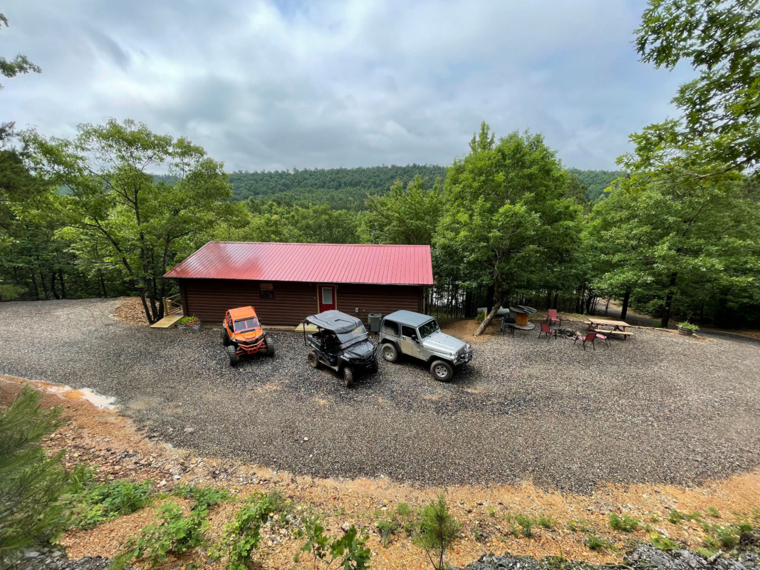 Gallery Moonshine Acres Wolf Pen