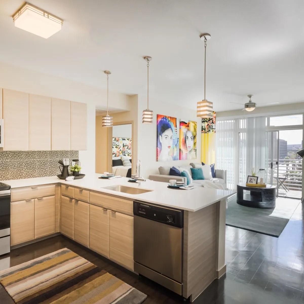 8 Closest Apartments Near Roosevelt Row