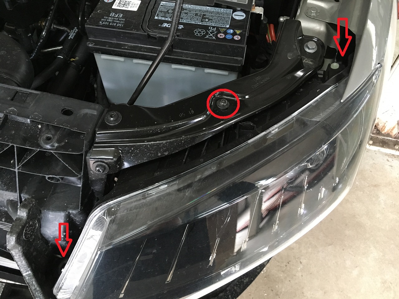 [HOW TO] Remove Front Bumper and headlights Skoda Fabia MK3 2018 model