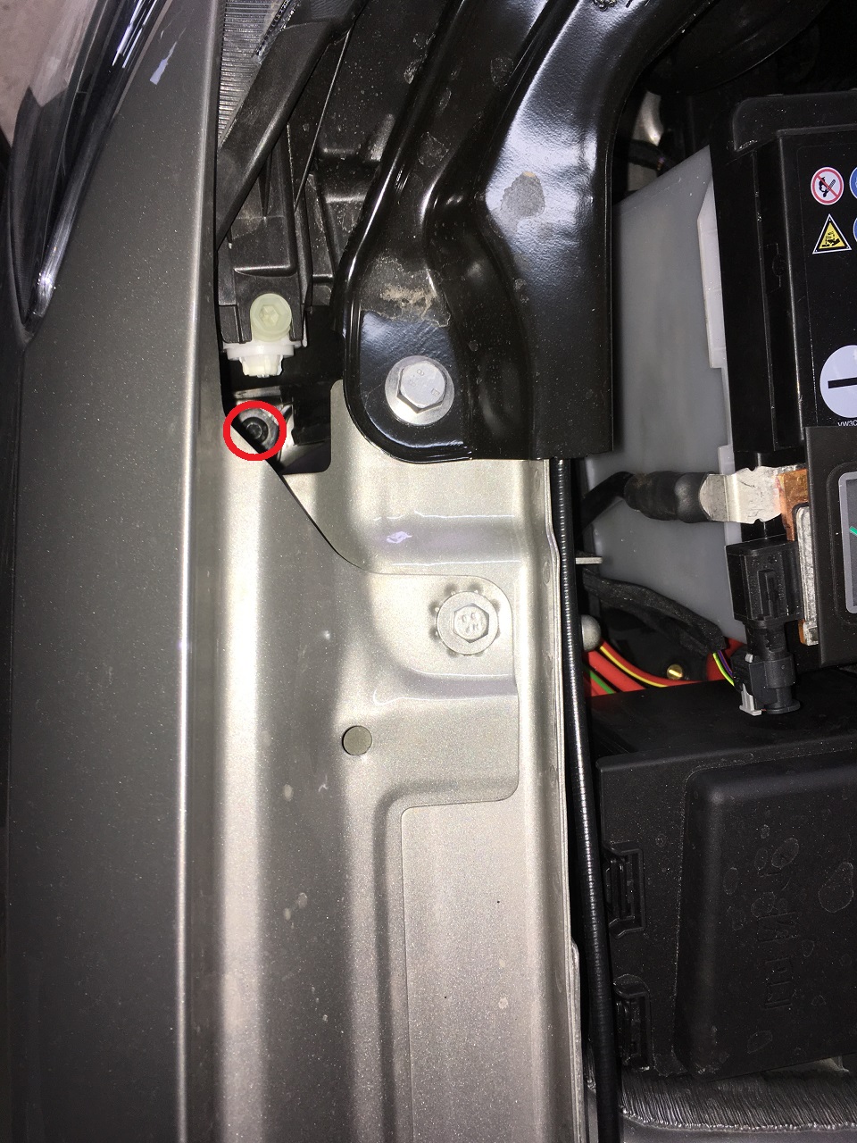 [HOW TO] Remove Front Bumper and headlights Skoda Fabia MK3 2018 model