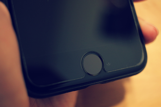 iPhone 7って「強制的に再起動（リセット）」させる方法が変わってるの知ってた？？ MOOOII