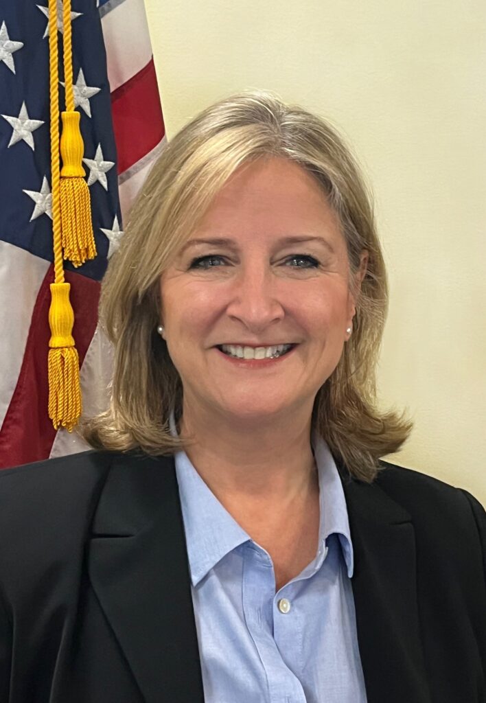 Manna Questions Maria Moore for Southampton Town Supervisor