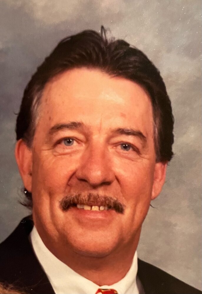 Obituary of Lester J. Risell Moore & Snear Funeral Home serving C...