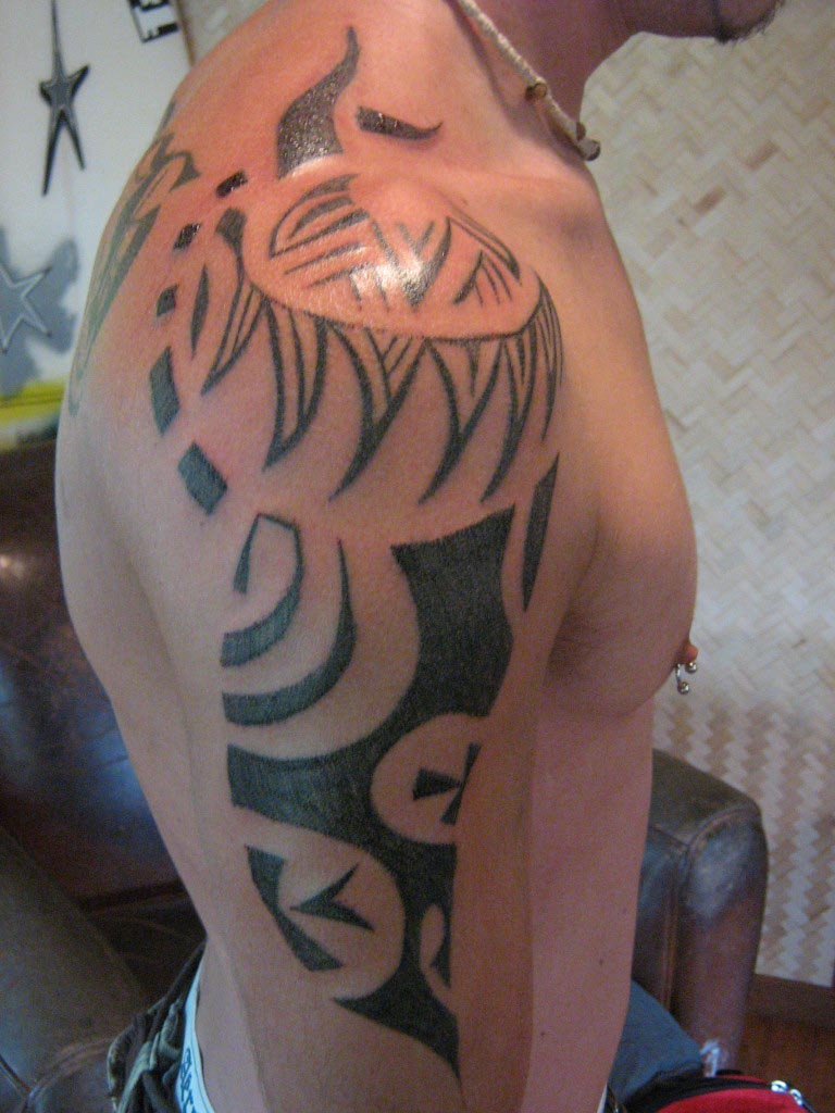 Traditional Tattoos Tahitian Tattoo Artist on Moorea, French Polynesia