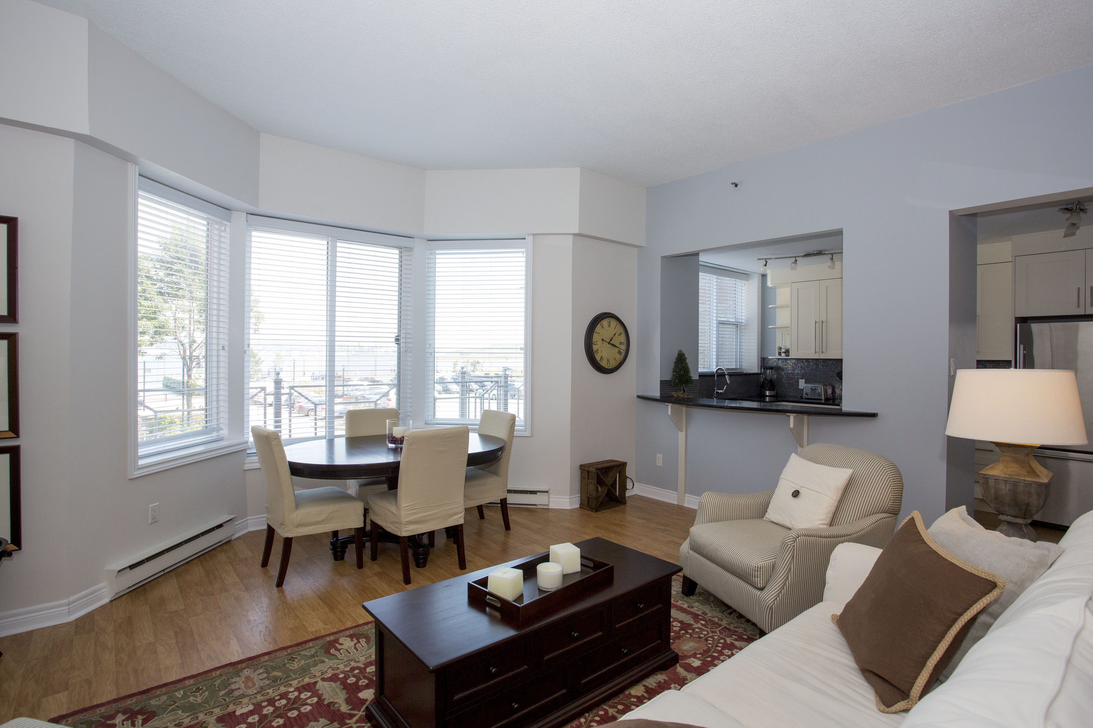 04 Moore Suites Furnished Apartments