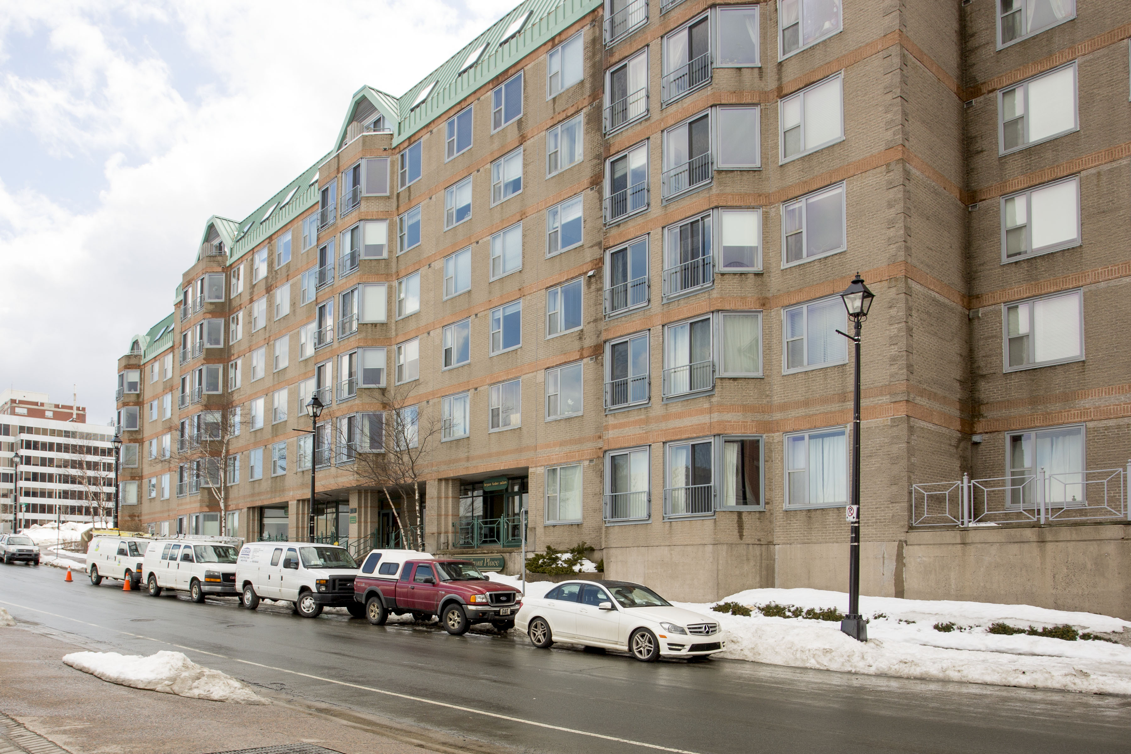 033 Moore Suites Furnished Apartments