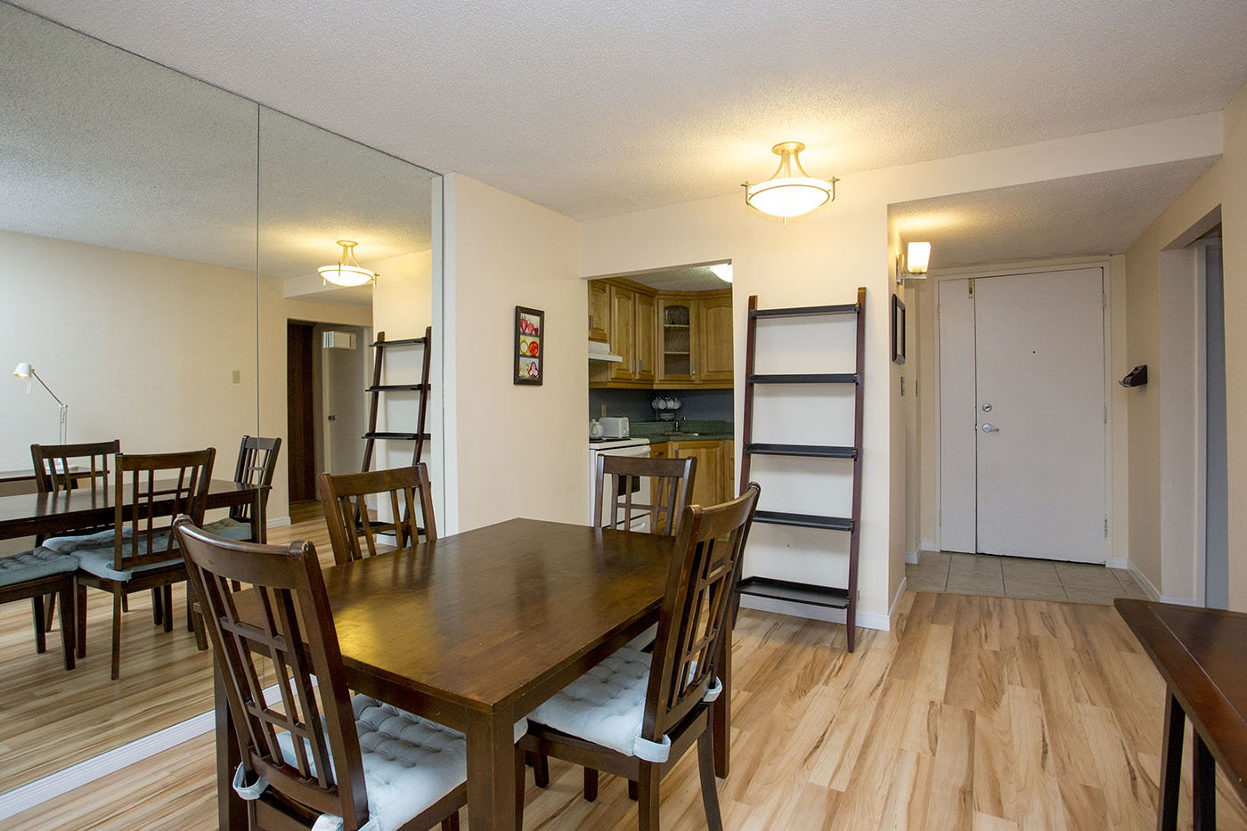 Coburg Place, Suite 1702 Moore Suites Furnished Apartments