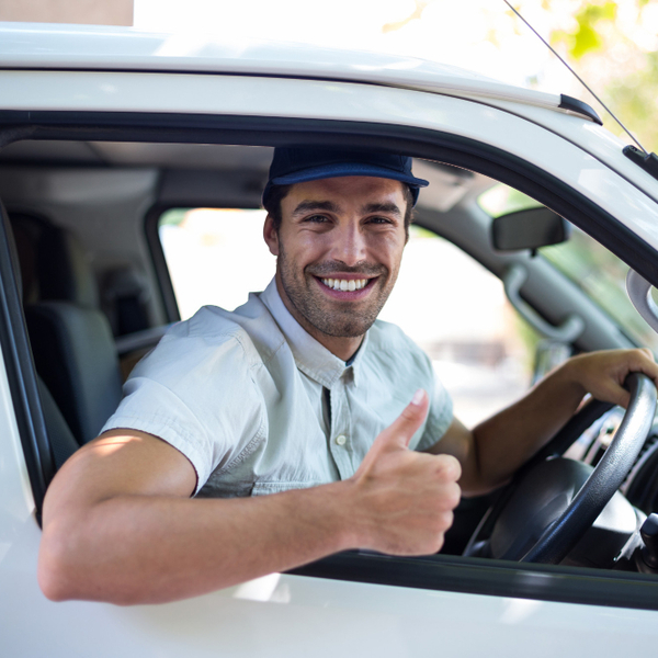 Professional Man with a Van Services on Moovick