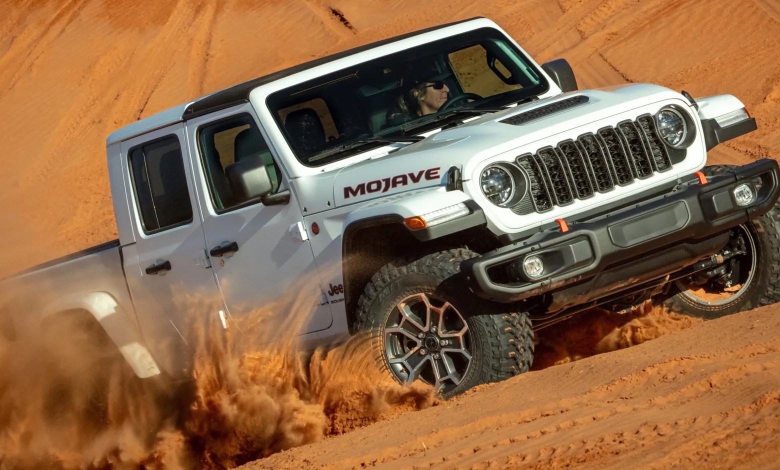 Ram 1500 and Jeep® Gladiator Win Top Honors at Cars Awards