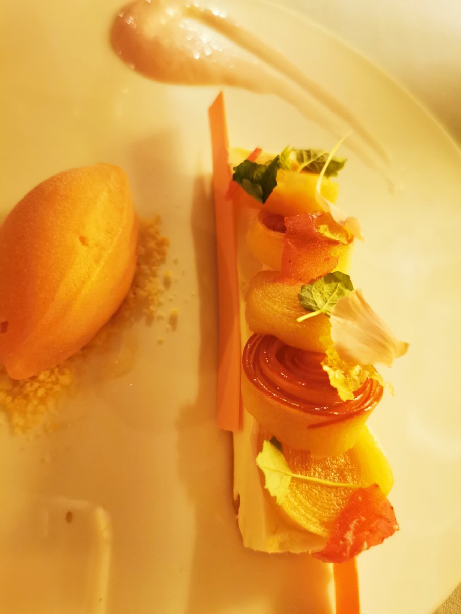 Le Club Chasse et Pêche, Montreal Mop Productions