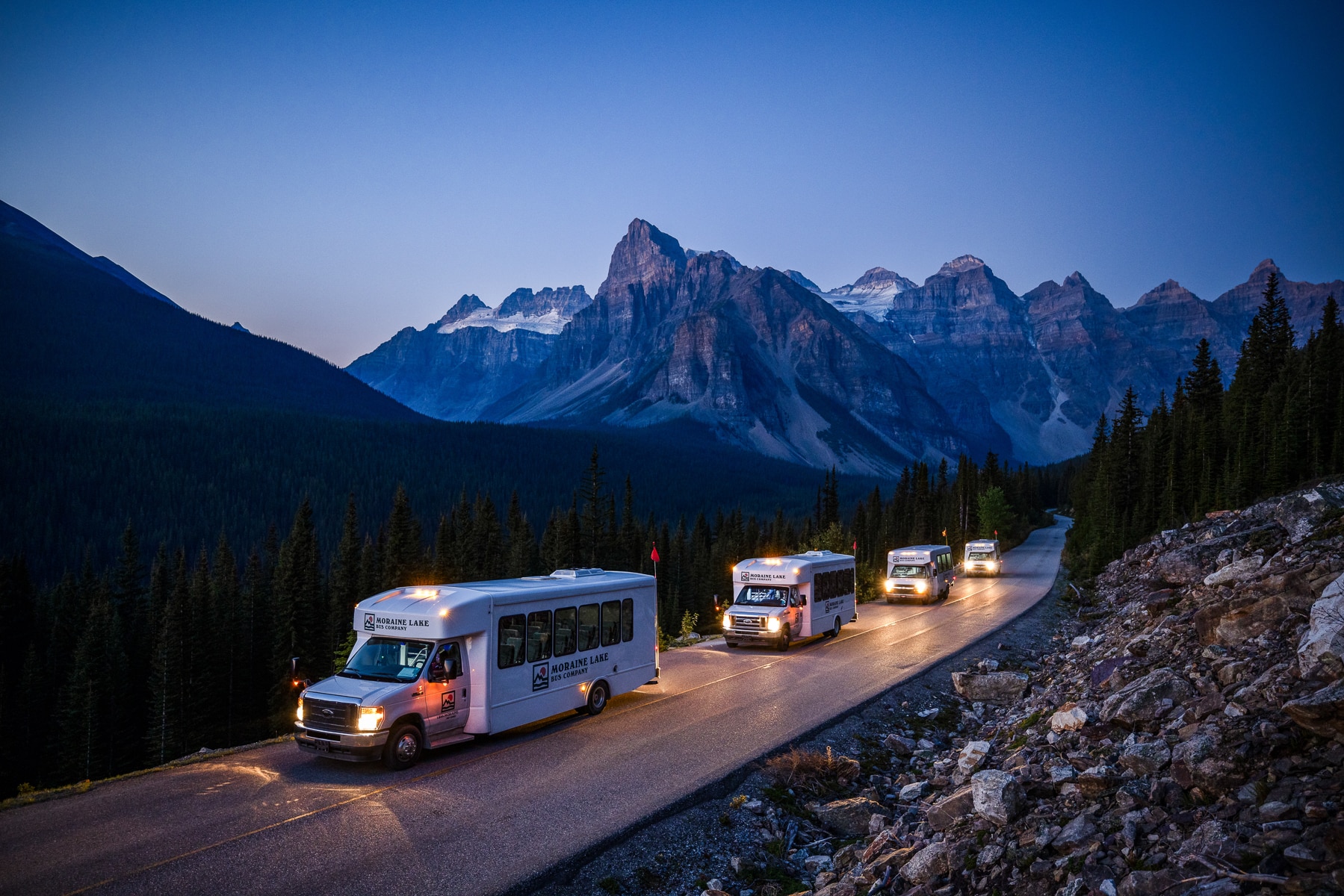 Media Moraine Lake Bus Company
