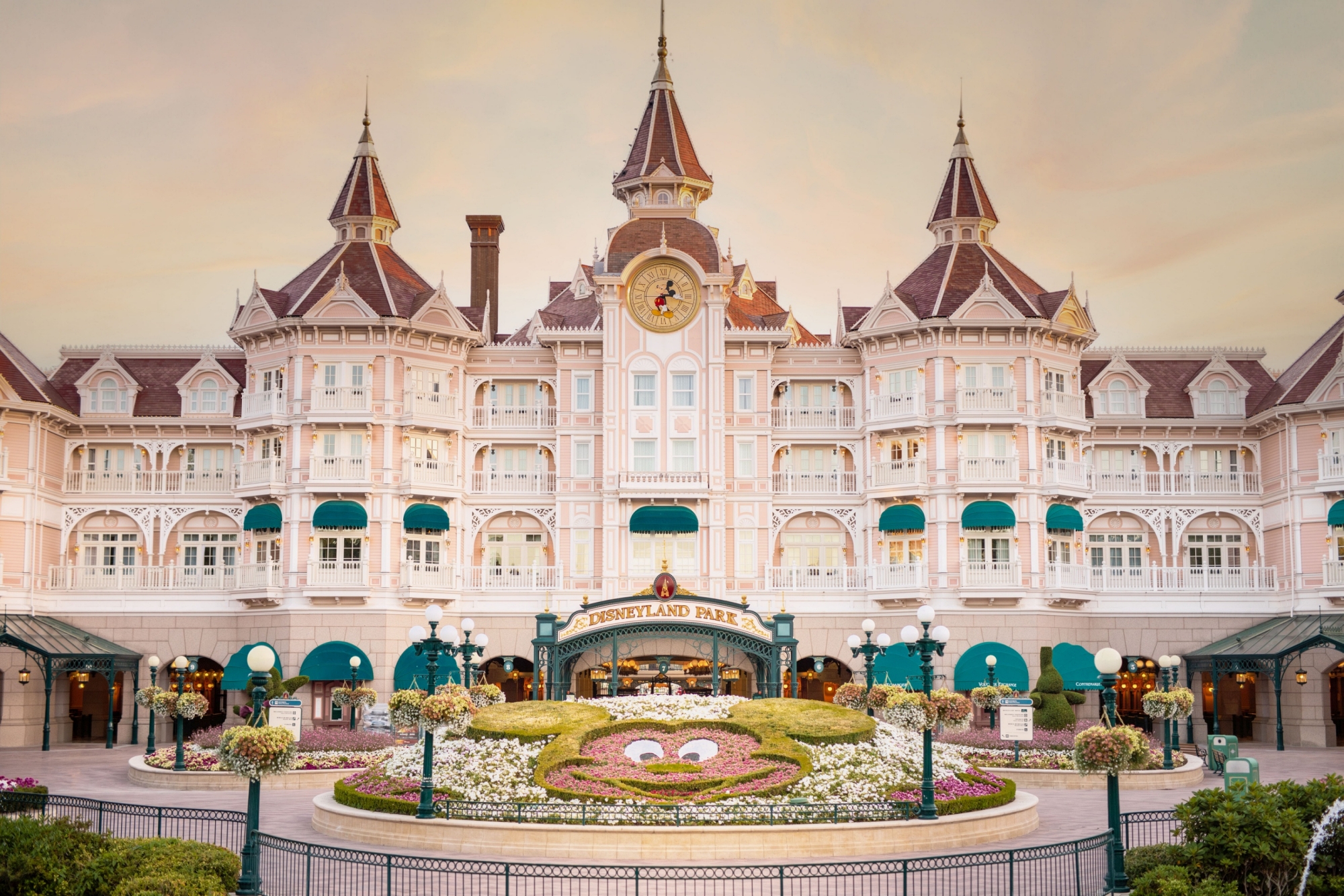 El Hotel Disneyland será el NUEVO HOTEL de las PRINCESAS DISNEY en