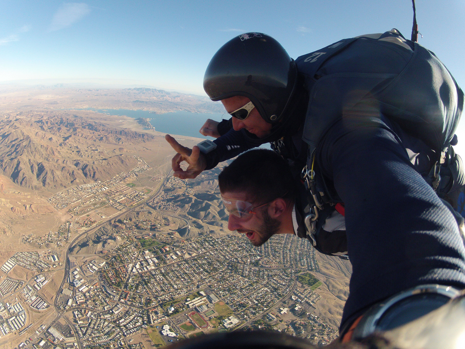 Jour 16 Saut en parachute audessus de Las Vegas Les voyages de