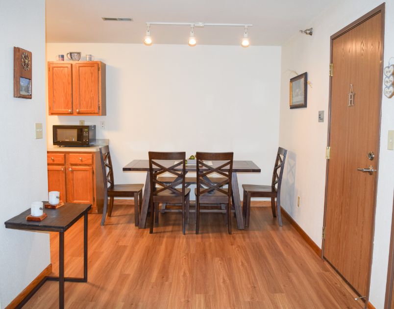 Cameron Heights Apartments For Rent in Menomonee Falls, WI