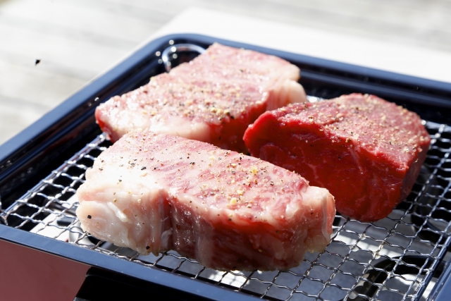 バーベキューの食材１０人でやったときの肉の分量と肉以外の材料