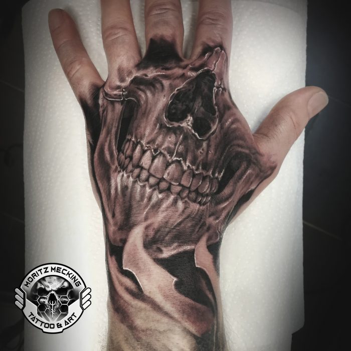 Skull Hand Moritz Mecking Tattoo