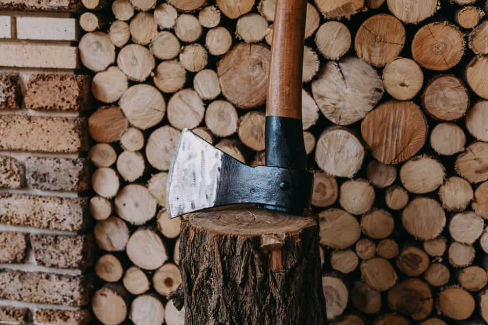 How to Sharpen Axes and Hatchets by Hand