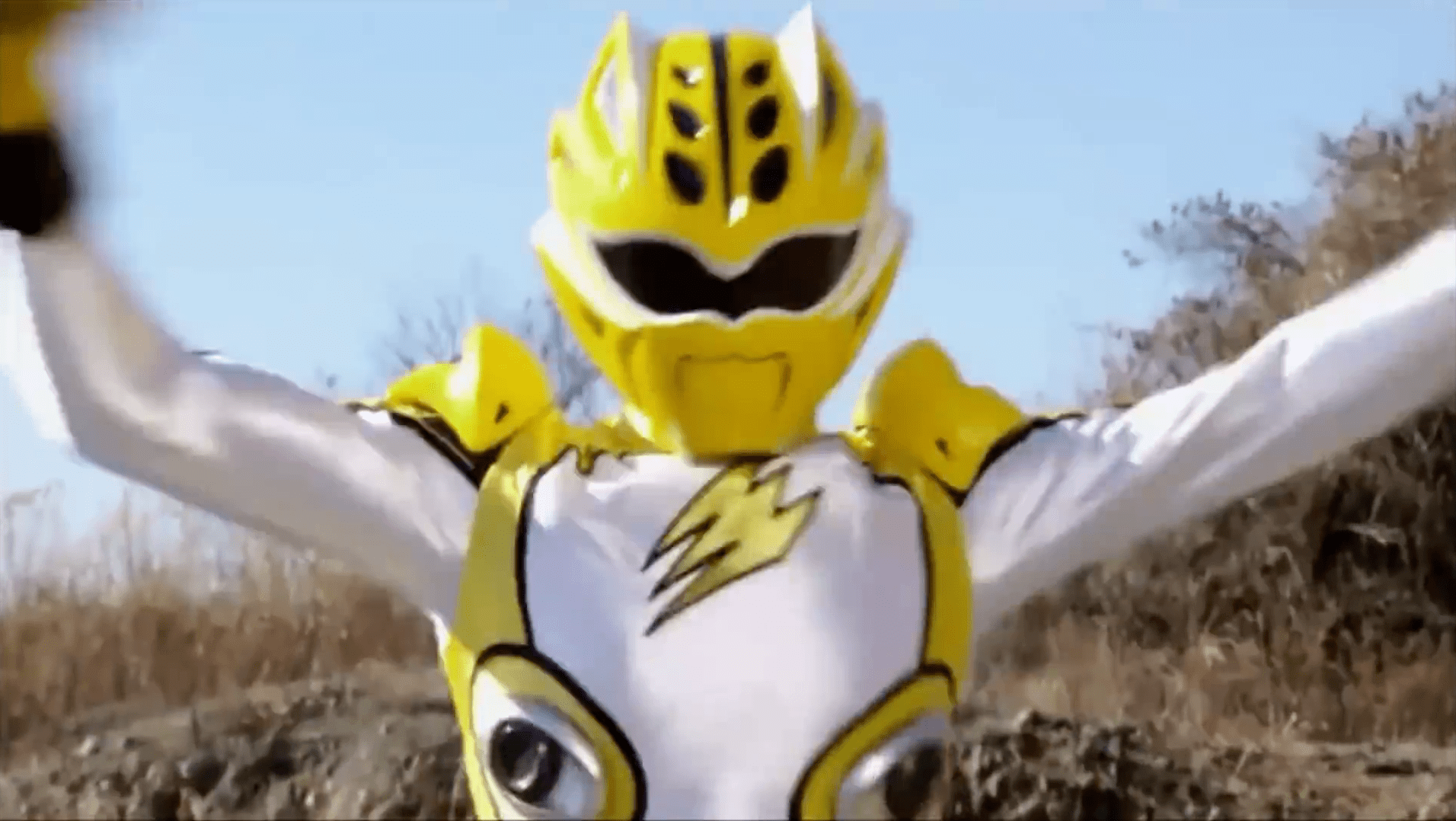 Jungle Master Yellow Ranger (Gia Moran) Morphin' Legacy