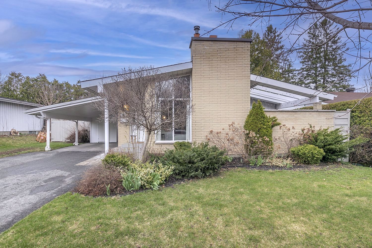 105 Coburn Avenue Morris Home Team