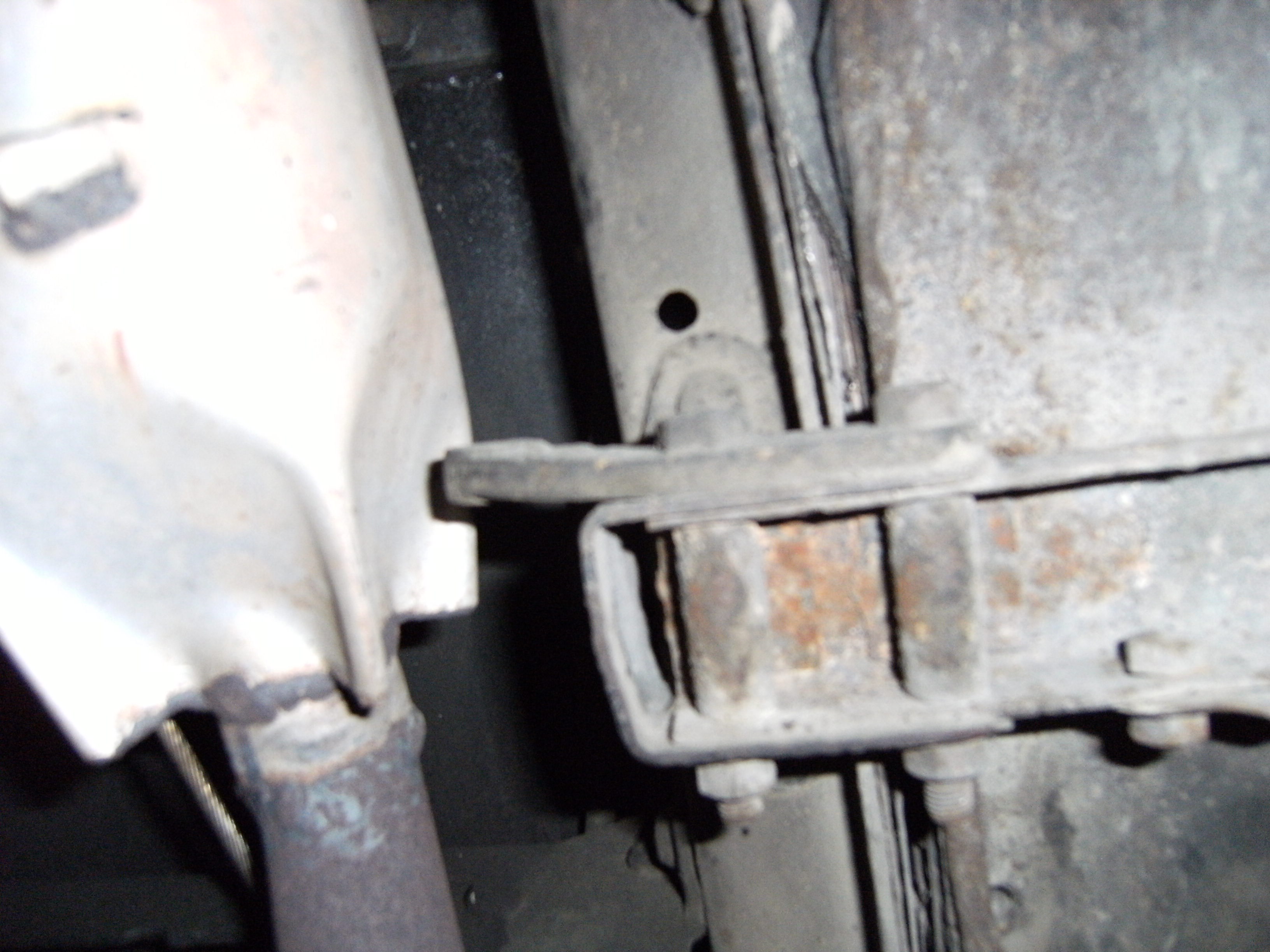 Handbrakecableguide2 Morris Register