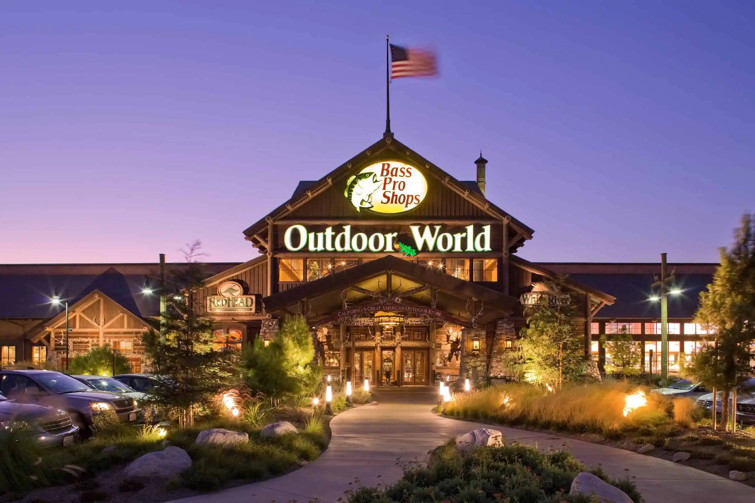 Bass Pro Shops Morrow Meadows
