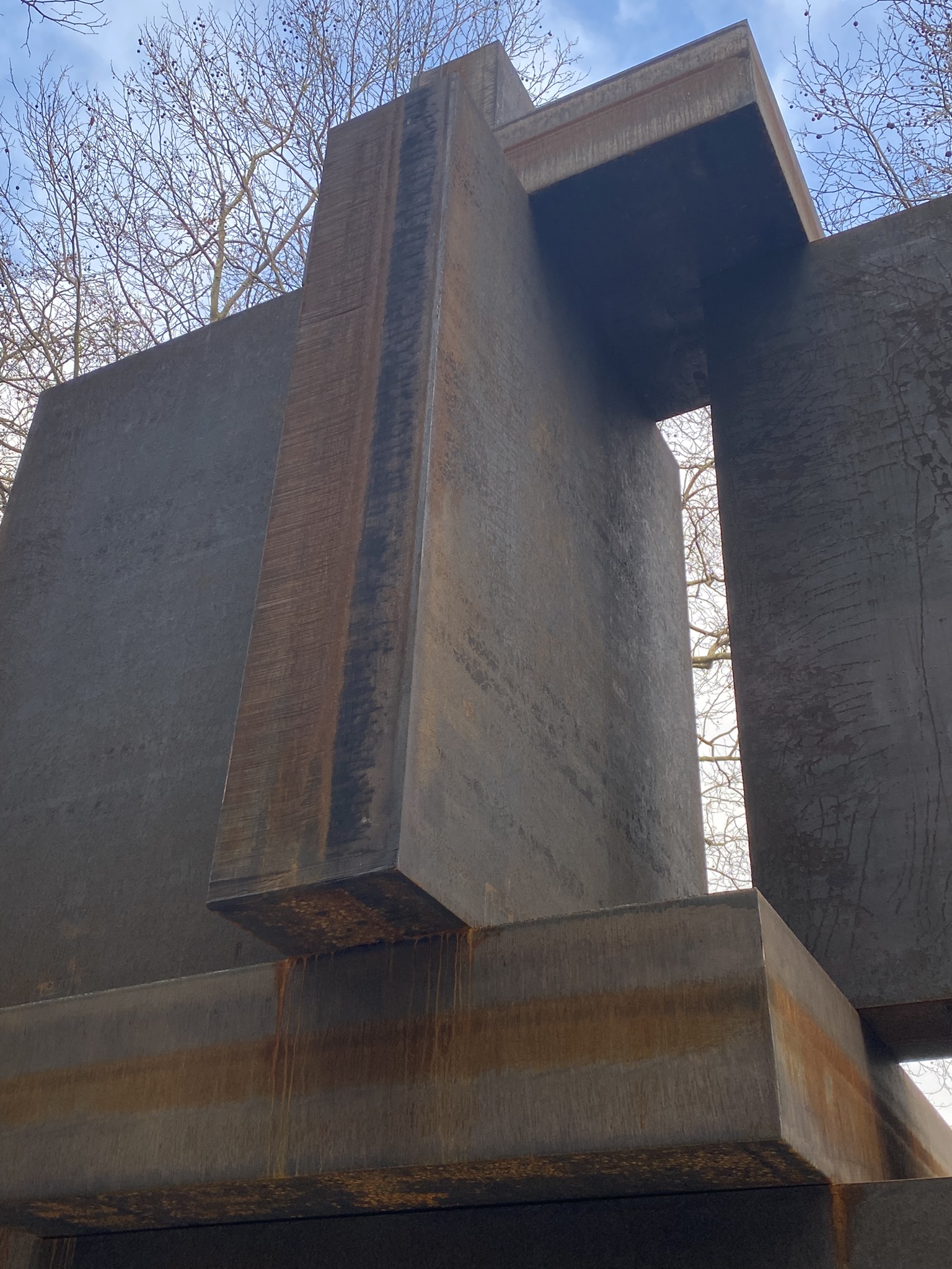 ALERT by Antony Gormley Mortimer Isaacs