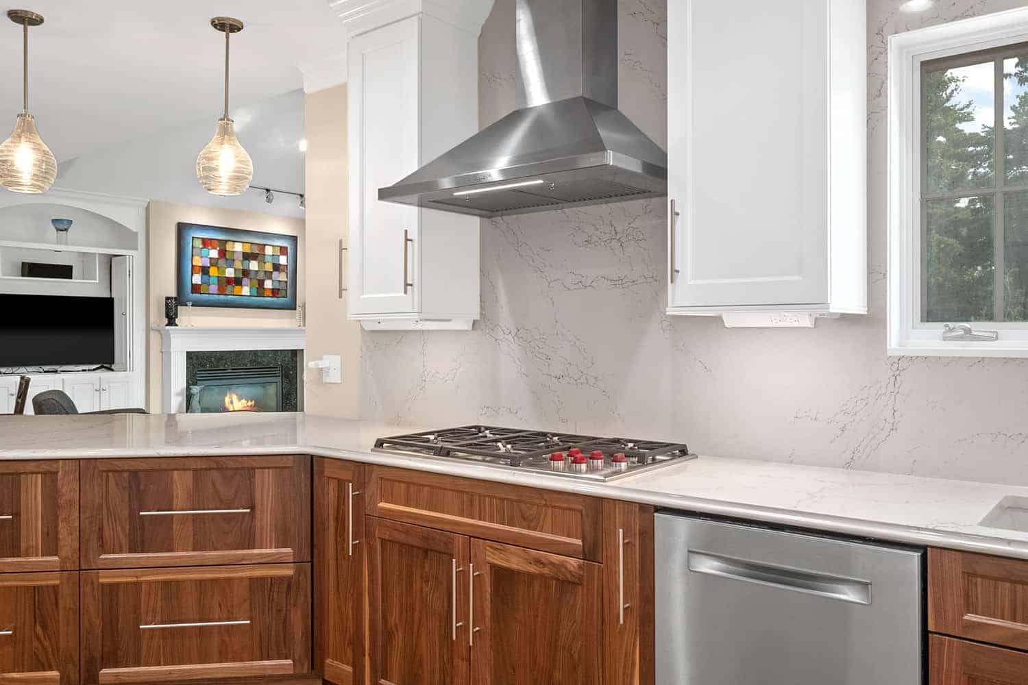 Modern Charm Mosby Building Arts Right Bath Exteriors by Mosby