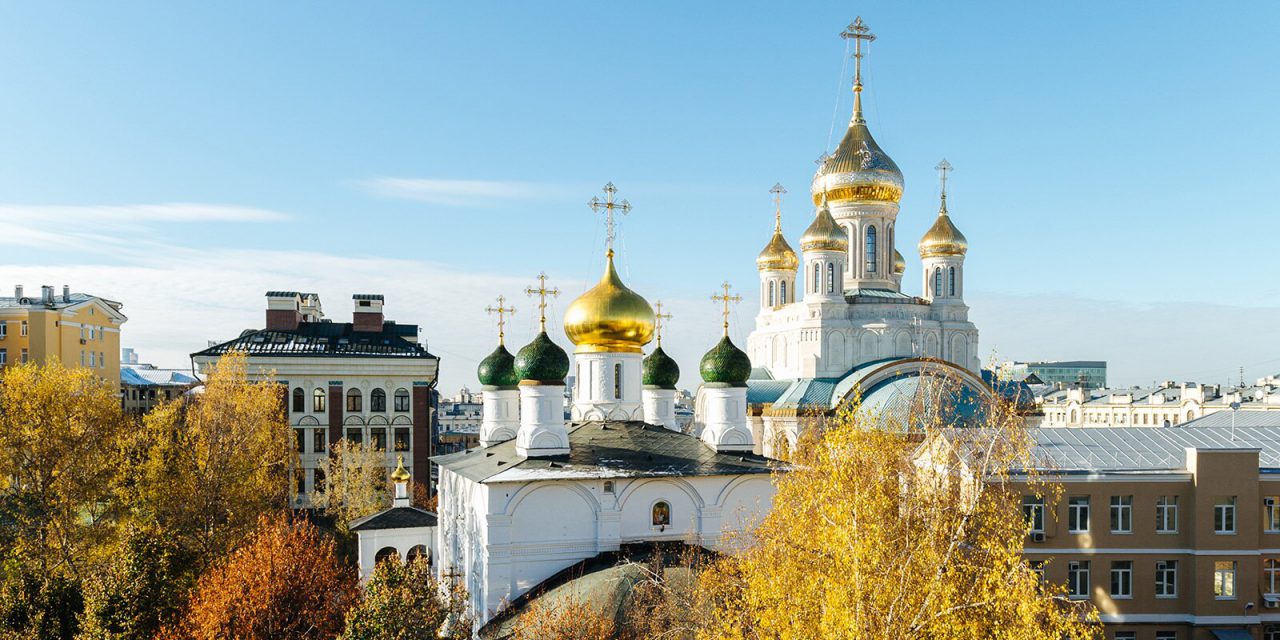В Сретенском монастыре отреставрируют уникальные фрески начала XVIII века