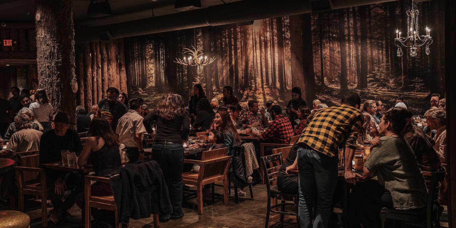 PARTIES AND EVENTS Mo's House Of Axe