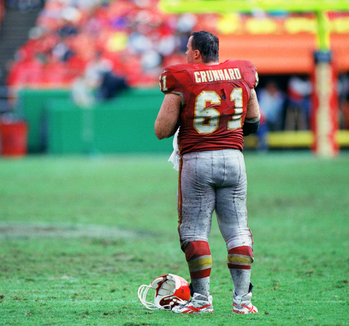 Center of attention Grunhard worked trenches for 90s' Chiefs