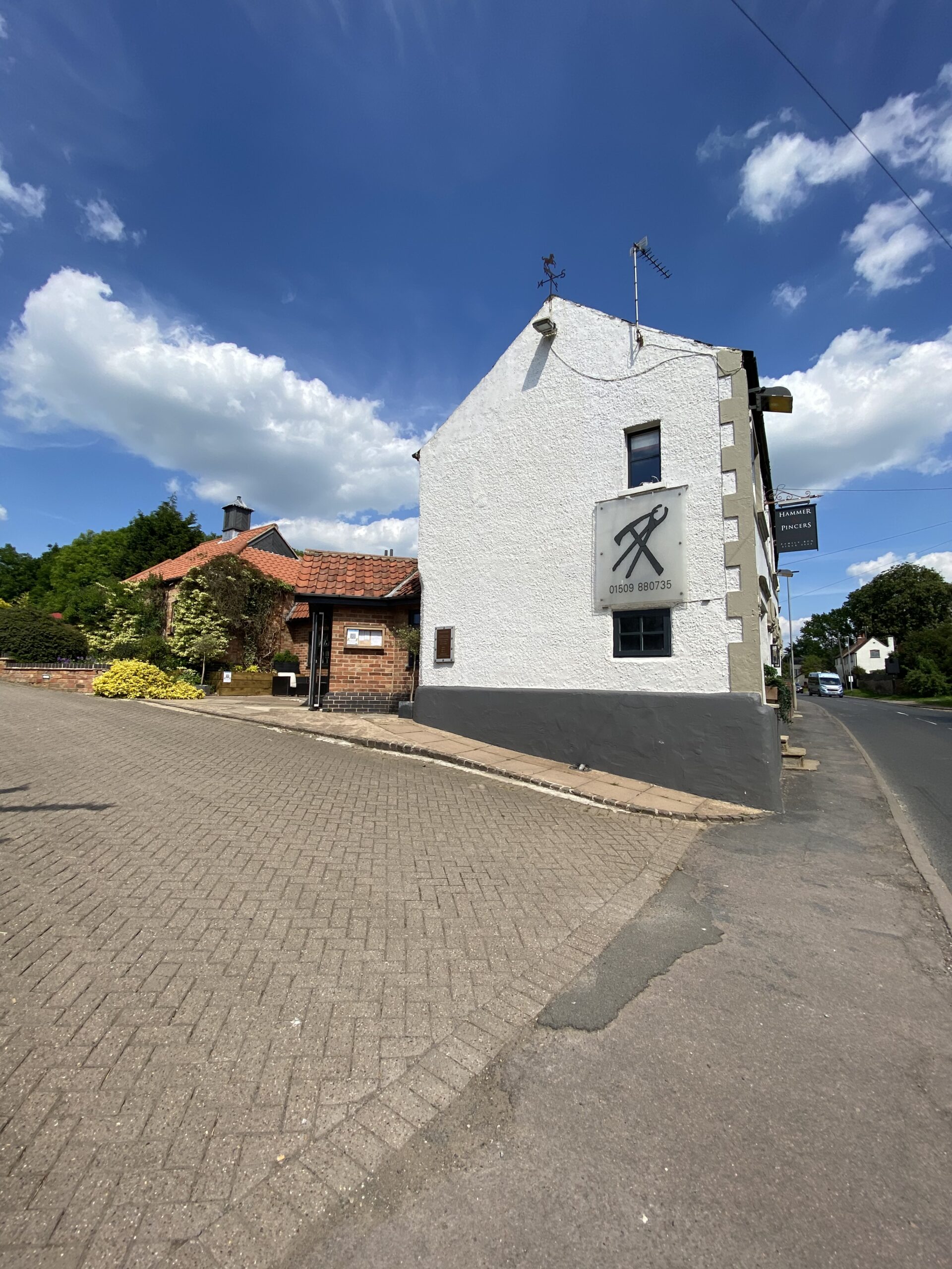 Hammer & Pincers Leicestershire