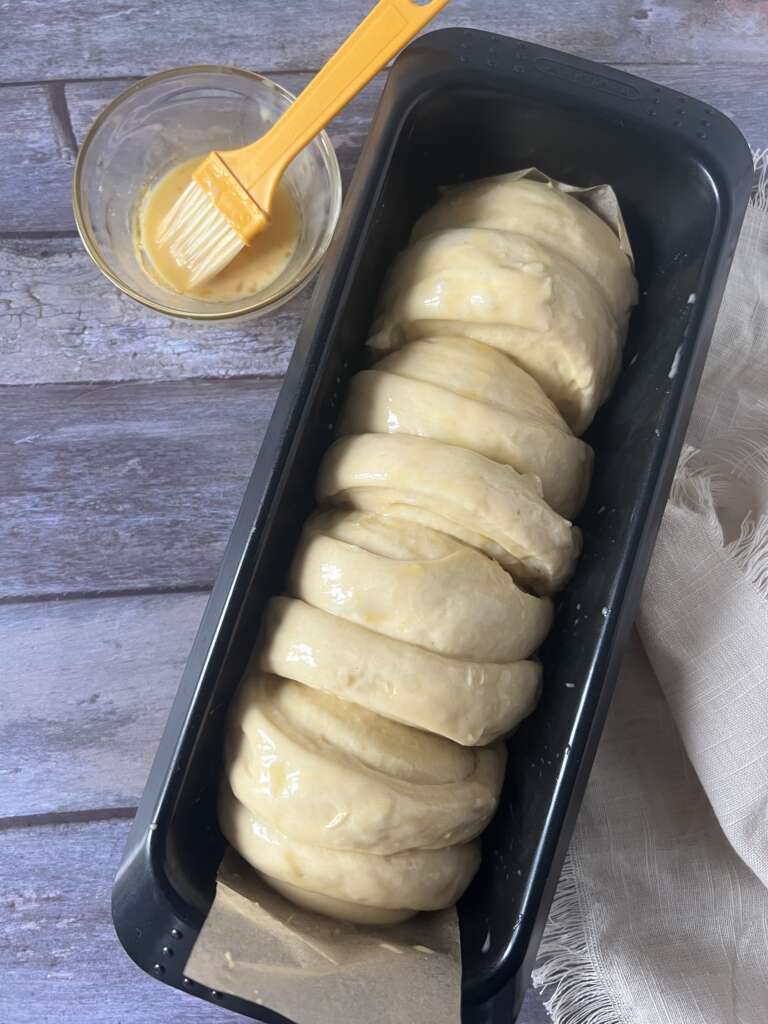 Egg wash on dough