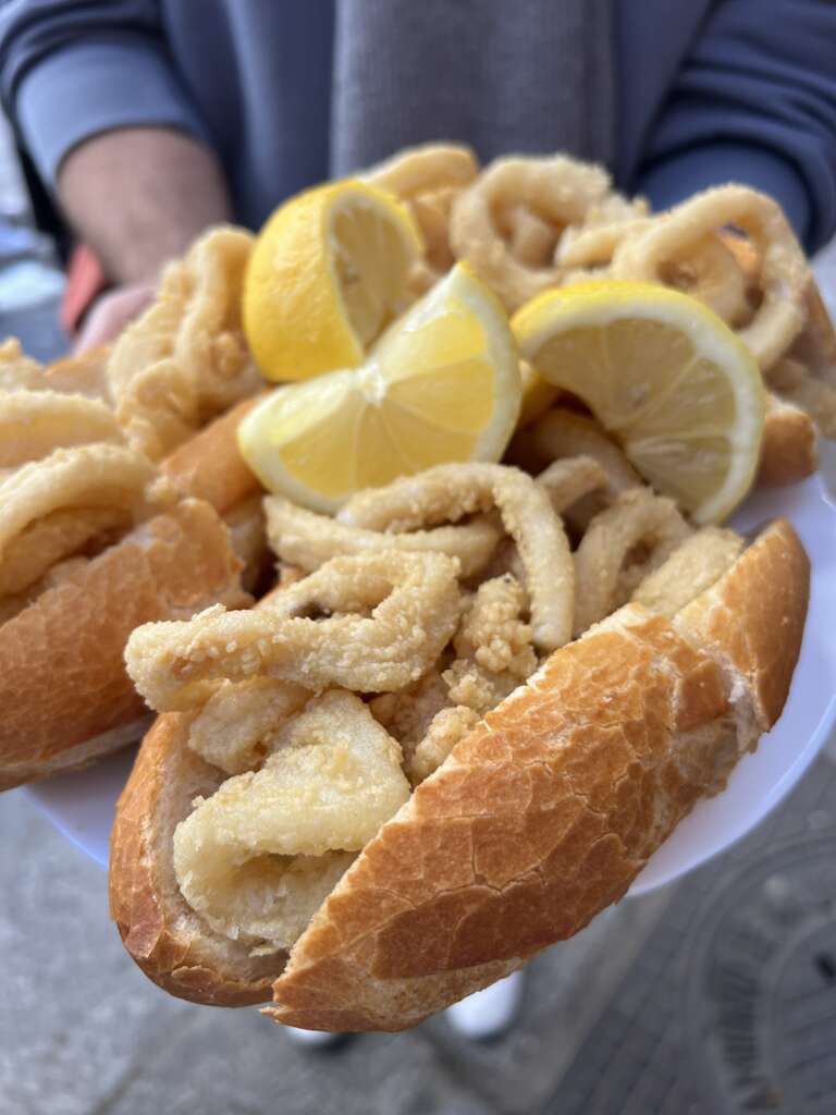 Calamari sandwich