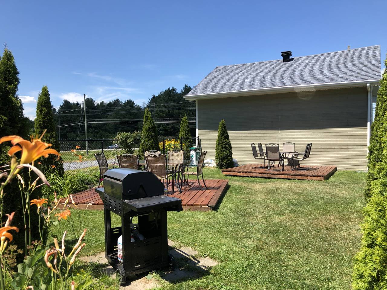 PHOTOS Motel Des Cedres