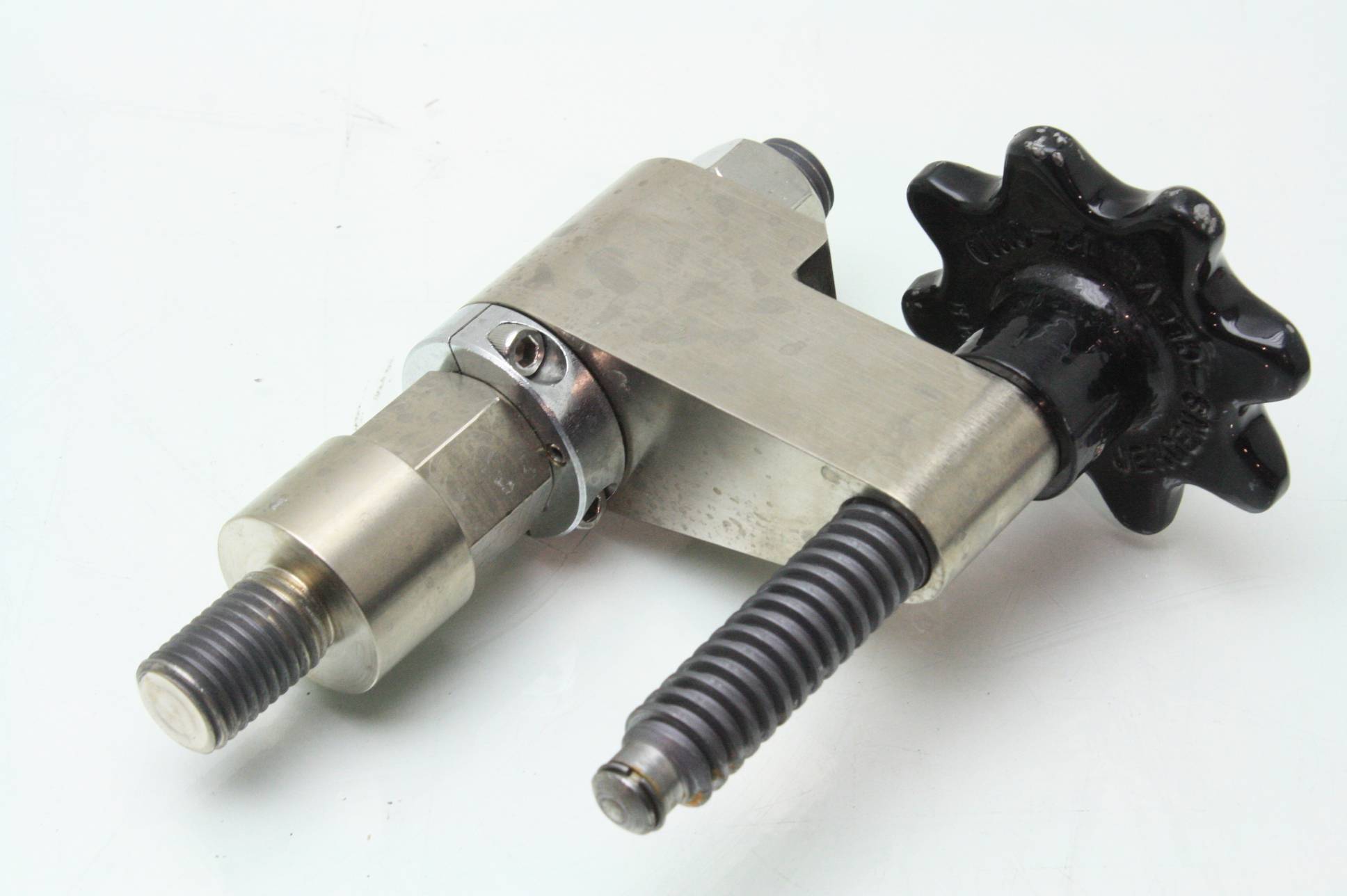 2 Heavy Duty Steel Screw Hold Down Clamps / Toggle Locks Machining