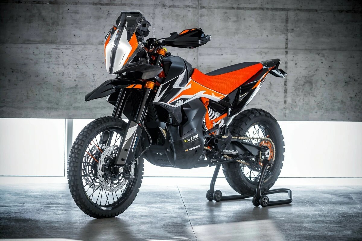 Le proto KTM 790 Adventure est déjà là ! MotoStation